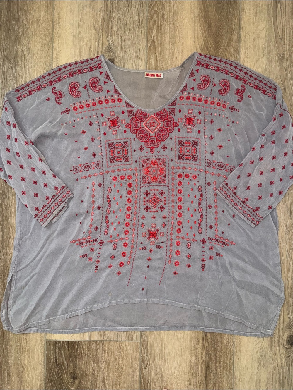 Johnny Was Gray 3/4 Sleeve Red Pink Embroidered Top Shirt Blouse Small S